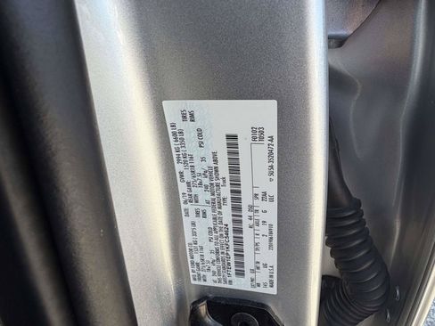 Used 2019 Ford F150 XLT w/ Equipment Group 302A Luxury AWD/4WD image 33