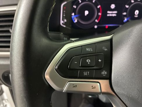 Used 2022 Volkswagen Atlas SE AWD/4WD image 16