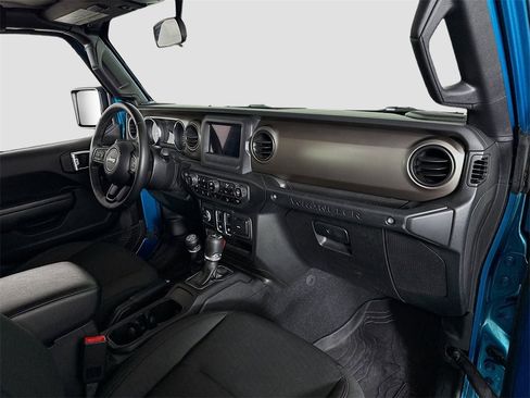 Used 2020 Jeep Wrangler Sport image 20