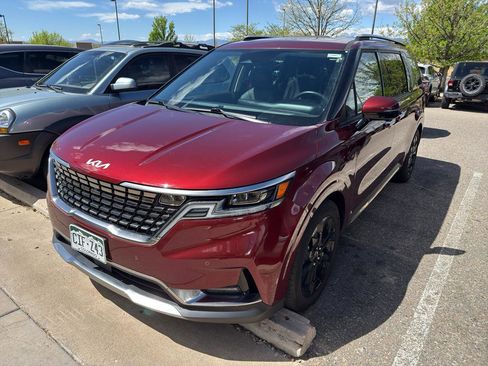 Used 2024 Kia Carnival SX Prestige FWD image 1