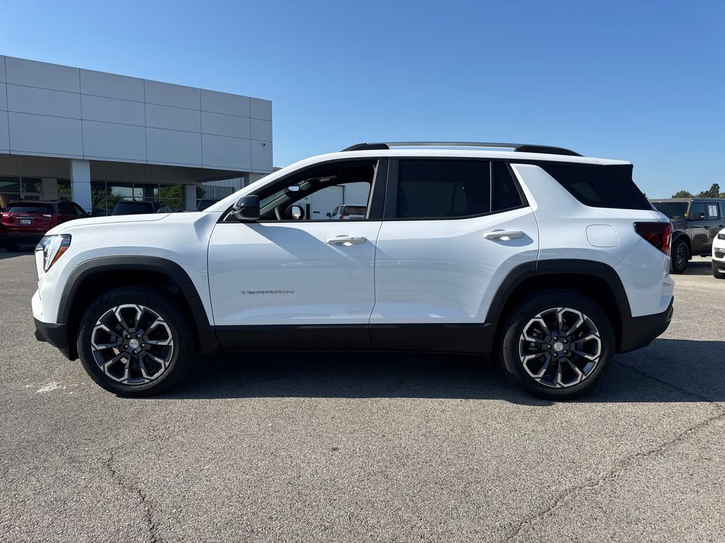 New 2027 GMC Terrain Elevation w/ Elevation Premium Package AWD/4WD image 3