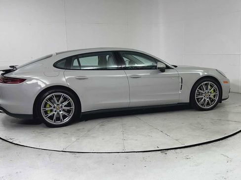 Used 2018 Porsche Panamera 4 Executive image 8