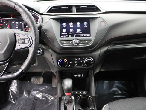 Used 2023 Chevrolet TrailBlazer RS image 24