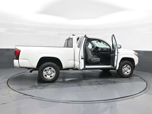 Used 2021 Toyota Tacoma SR image 39