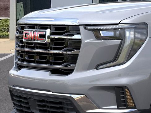 New 2026 GMC Acadia Elevation w/ LPO, Floor Liner Package FWD image 37