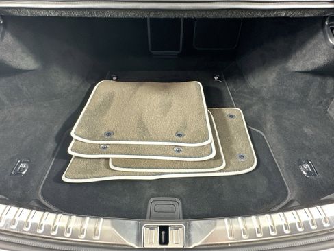Used 2023 Bentley Flying Spur V8 AWD/4WD image 30