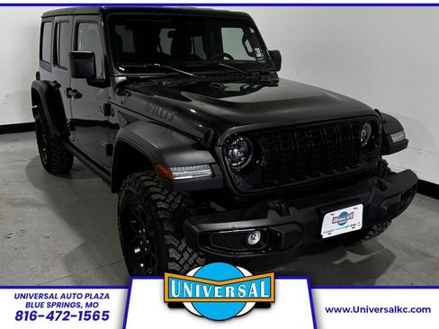 Used 2025 Jeep Wrangler Unlimited Sport AWD/4WD image 1