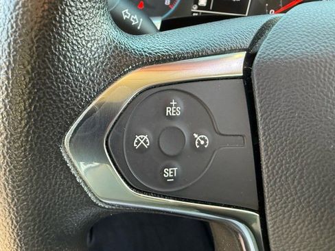 Used 2020 Chevrolet Traverse LS image 25