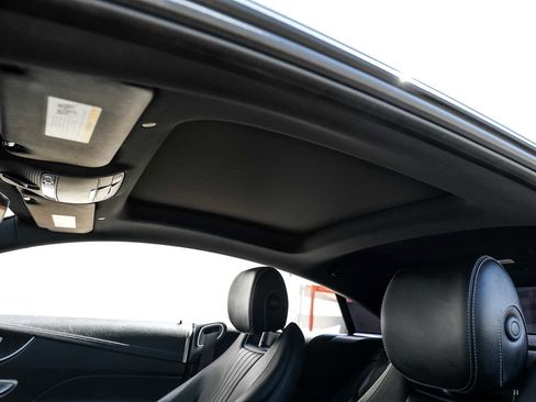 Used 2022 Mercedes-Benz E 450 Coupe image 5