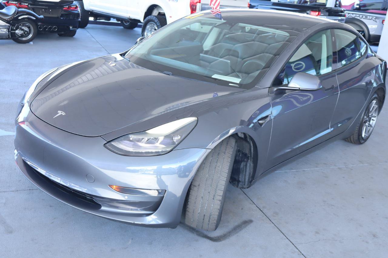 Used 2021 Tesla Model 3 RWD image 9