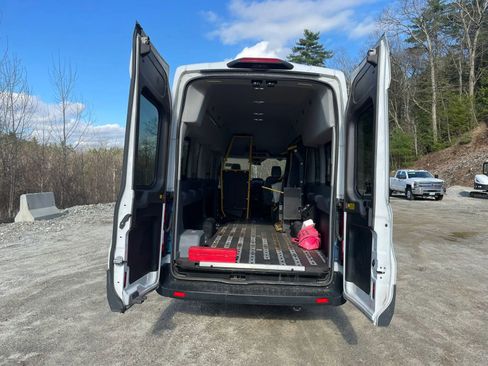 Used 2019 Ford Transit 350 XL RWD image 9