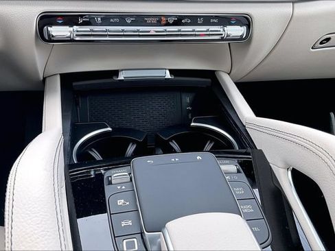 New 2026 Mercedes-Benz GLE 450 4MATIC image 18