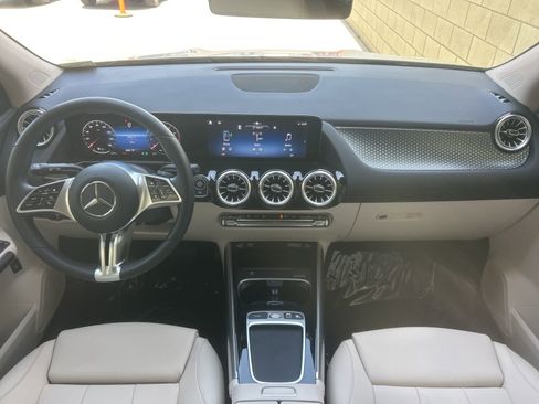 Used 2026 Mercedes-Benz GLA 250 image 11