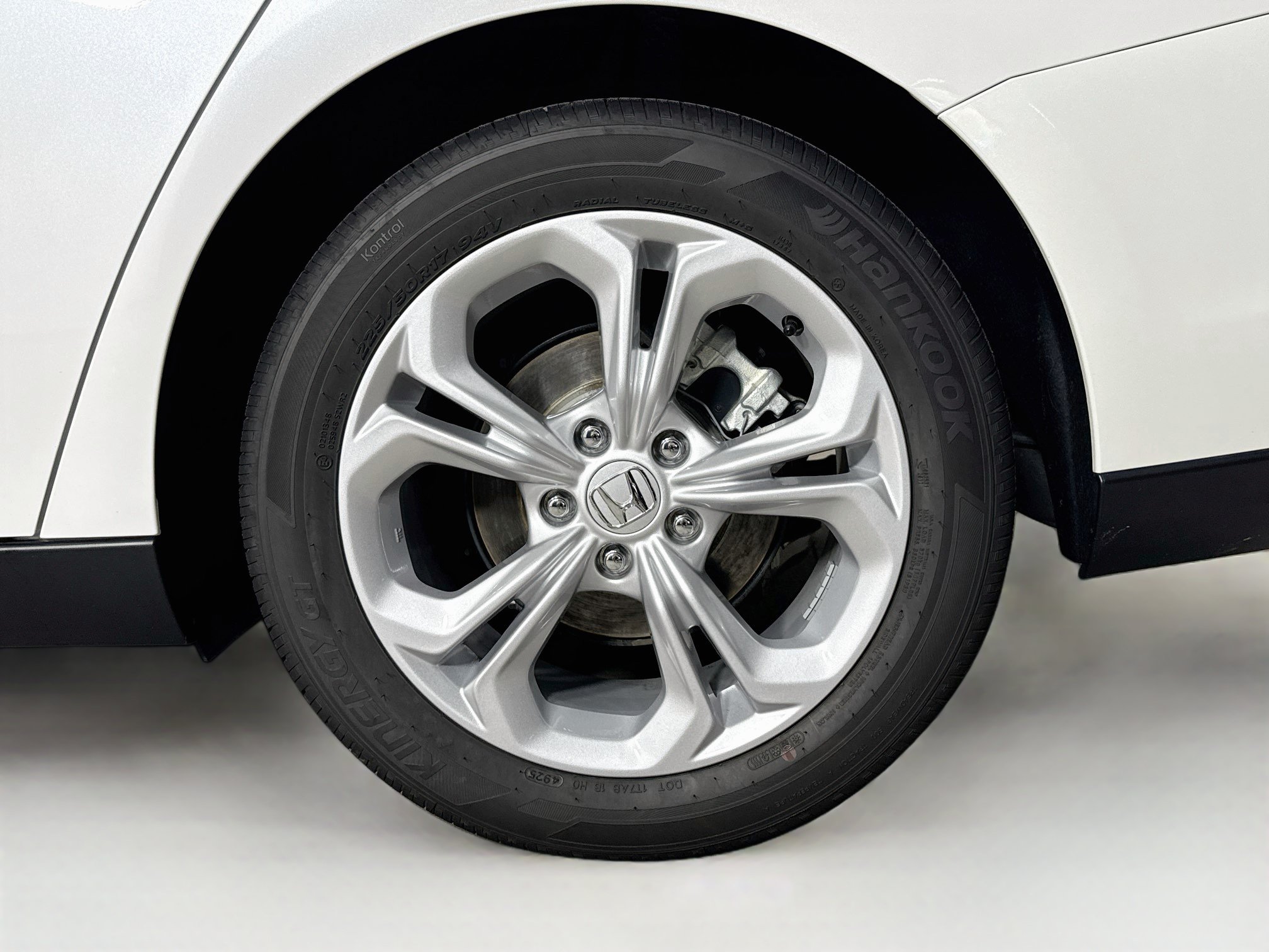 Certified 2026 Honda Accord LX image 34