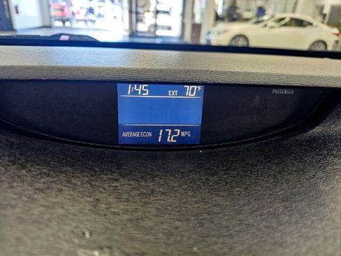 Used 2015 Toyota Venza Limited image 22