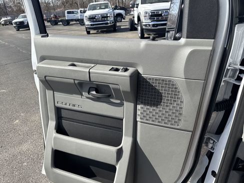 New 2025 Ford E-350 and Econoline 350 Super Duty w/ Power Equipment Group image 30