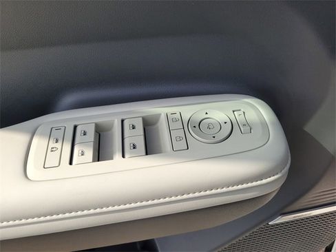 New 2025 Hyundai Santa Fe Calligraphy image 27