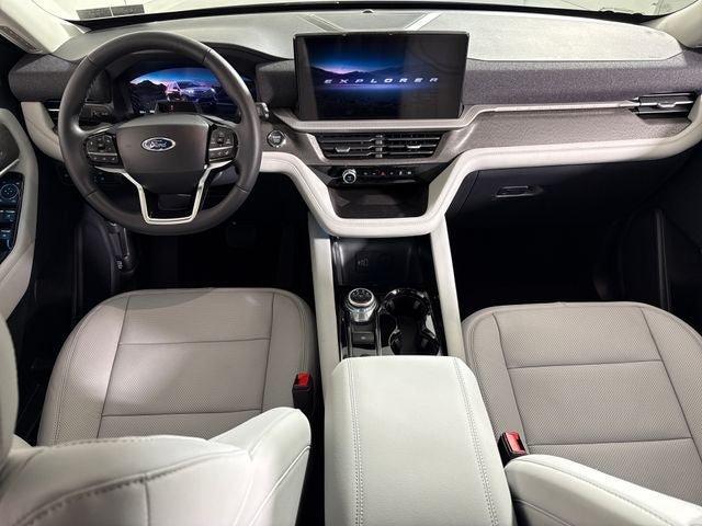 New 2026 Ford Explorer Platinum w/ LUX Leather Package AWD/4WD image 15
