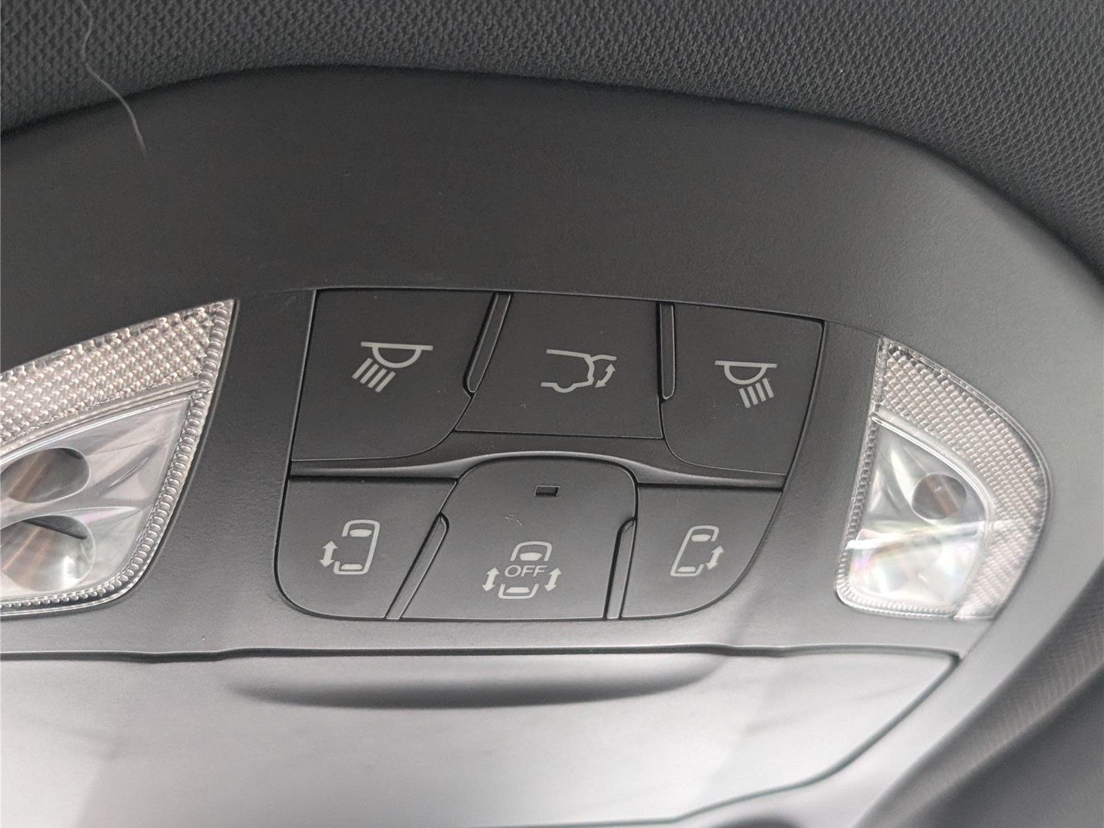 Used 2023 Chrysler Pacifica Limited w/ S Appearance Package AWD/4WD image 36