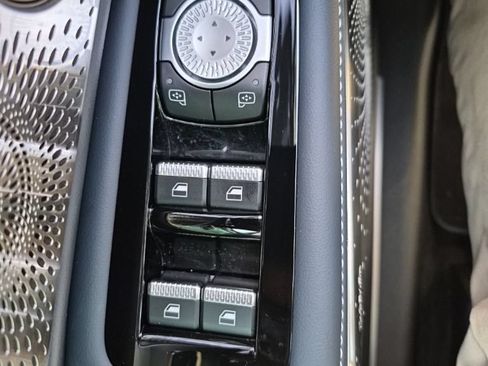 Certified 2025 Lincoln Nautilus Reserve AWD/4WD image 23