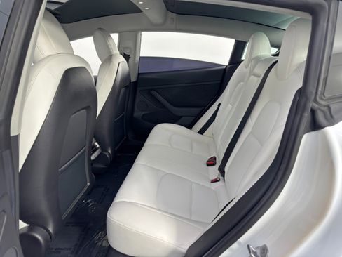 Used 2022 Tesla Model 3 Long Range image 41