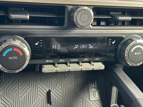 New 2025 Toyota Tacoma TRD Off-Road image 22