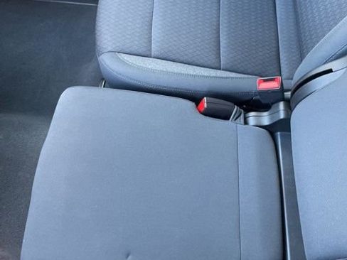 Used 2022 Chevrolet Silverado 1500 LT image 11