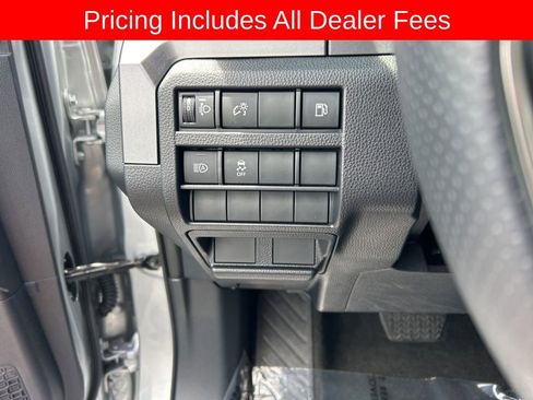 Used 2025 Toyota 4Runner SR5 AWD/4WD image 6