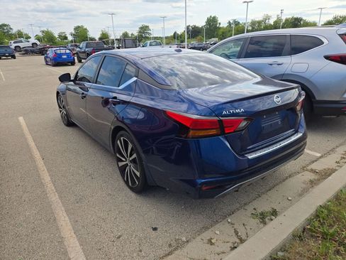 Used 2020 Nissan Altima 2.5 SR w/ Premium Package FWD image 4