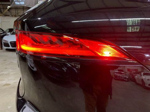 Used 2020 Jaguar F-PACE Checkered Flag image 21