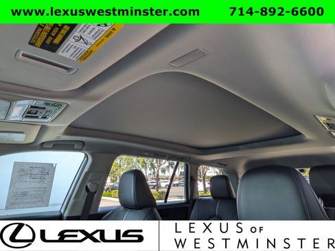 Used 2024 Toyota Grand Highlander AWD image 20