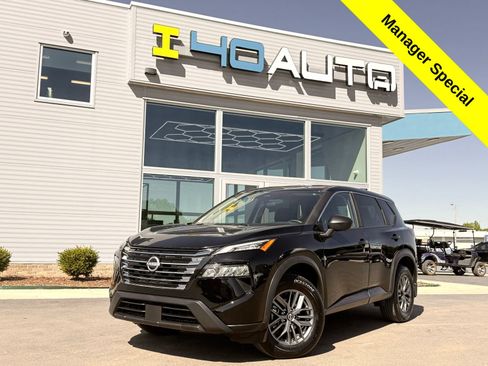 Used 2025 Nissan Rogue S FWD image 1
