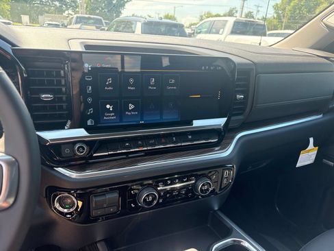 New 2026 Chevrolet Silverado 1500 RST w/ Redline Edition AWD/4WD image 14