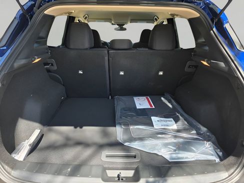New 2026 Nissan Kicks SV w/ Charging Package FWD image 6