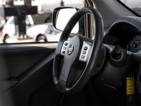 Used 2019 Nissan Frontier S image 11