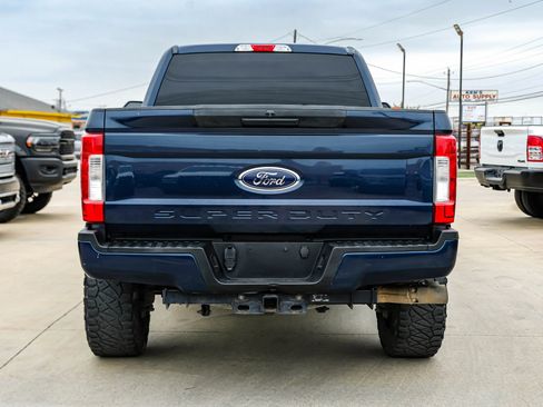 Used 2019 Ford F250 XLT AWD/4WD image 10