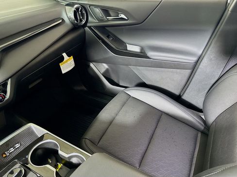 Certified 2026 Chevrolet Equinox LT w/ Convenience Package II FWD image 22