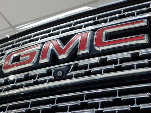 Used 2021 GMC Sierra 3500 Denali w/ Denali Ultimate Package AWD/4WD image 14