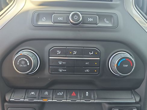 Used 2024 Chevrolet Silverado 1500 Custom AWD/4WD image 19