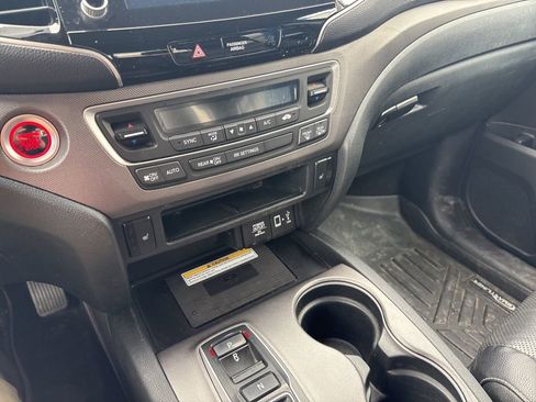 Used 2023 Honda Ridgeline RTL-E image 23