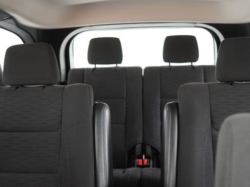 Used 2018 Dodge Durango SXT w/ Quick Order Package 2BB AWD/4WD image 32