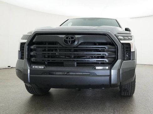 New 2026 Toyota Tundra SR5 AWD/4WD image 32