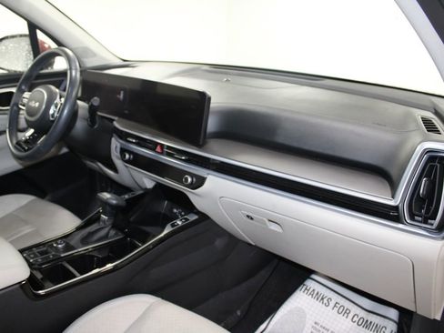 Used 2024 Kia Sorento SX image 29