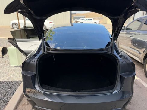 Used 2024 Tesla Model 3 Performance AWD/4WD image 28