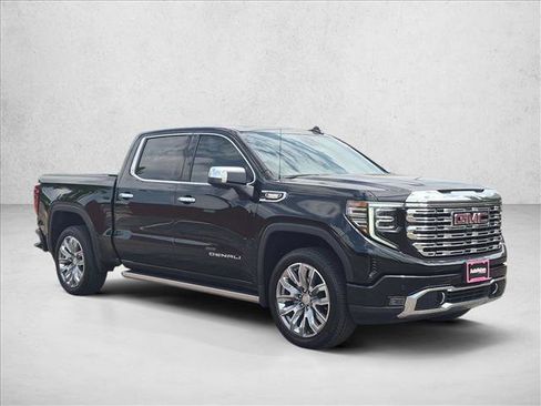Used 2026 GMC Sierra 1500 Denali w/ Denali Reserve Package AWD/4WD image 3