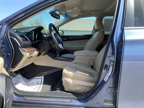 Used 2016 Subaru Outback 2.5i Limited image 12