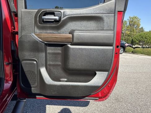 Used 2021 Chevrolet Silverado 1500 RST w/ Z71 Off-Road Package image 25