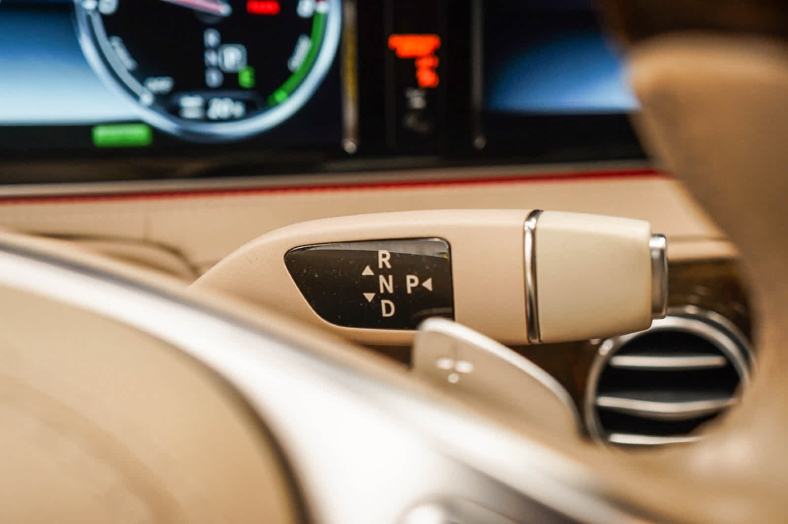 Used 2017 Mercedes-Benz S 550e image 18