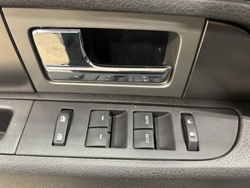Used 2013 Ford F150 FX4 w/ Mid Equipment Group AWD/4WD image 13