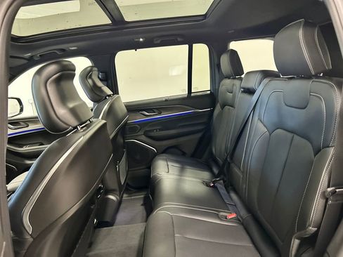 New 2025 Jeep Grand Cherokee Overland w/ Adv Protech Group III image 32